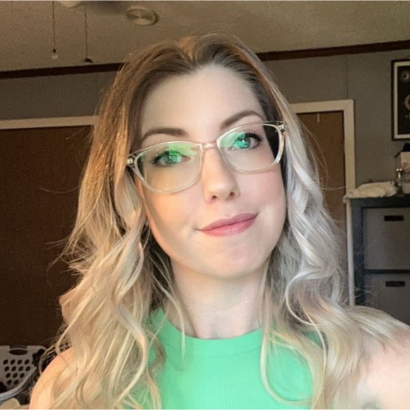 Meet the Posher - Picture 2 of 4